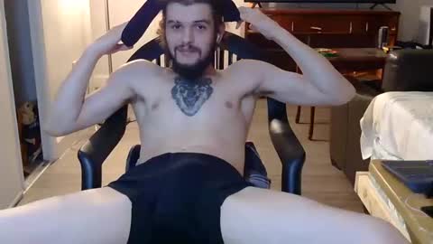 curiouss25 online show from October 20, 7:34 am