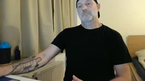 Curman85 online show from January 8, 11:43 pm