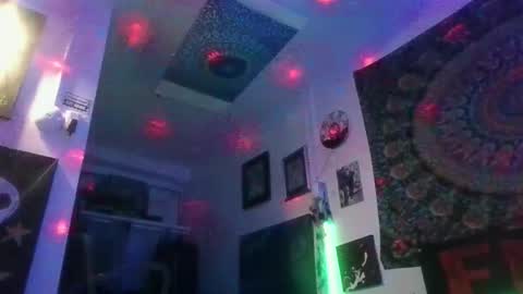 Curtisdow420 online show from December 4, 8:10 am