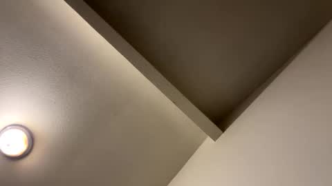 Wcch543 online show from November 10, 8:08 am