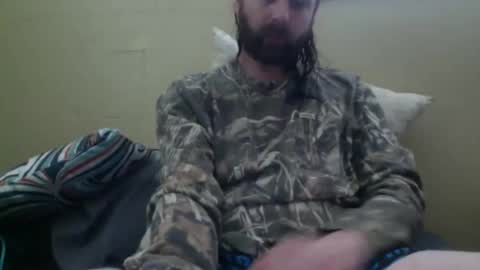 cutehungboi online show from April 11, 7:28 pm