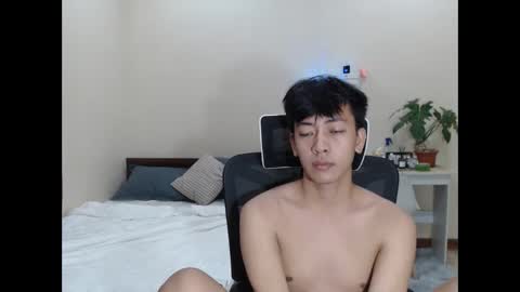 Neil Taylor online show from November 4, 7:04 pm