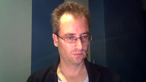 daanschr online show from October 9, 6:24 pm