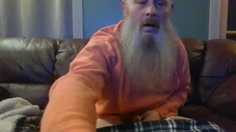 dachshund01 online show from December 3, 3:45 am