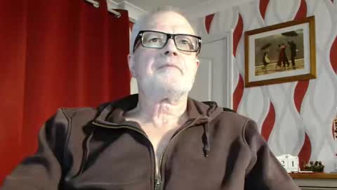 Brian ... online show from February 21, 9:11 pm