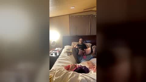 daddyb682 online show from May 31, 3:00 pm