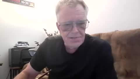 daddydave6400 online show from July 11, 9:33 am