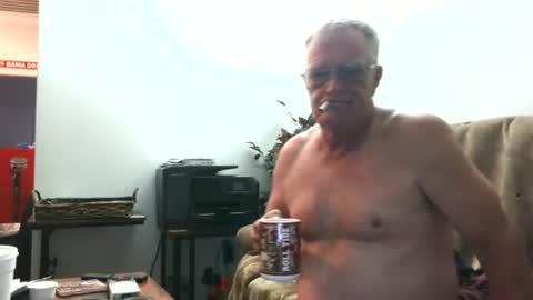 daddydave6400 online show from June 18, 7:10 am