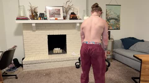 Snapshot of daddydaydrinkz chatting on January 15, 4:15 am DaddydayDrinkz online show from January 15, 4:15 am