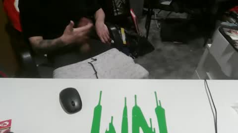 daddydic120402 online show from March 7, 10:18 pm