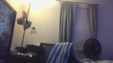 daddyyankeeny online show from December 18, 2:53 am