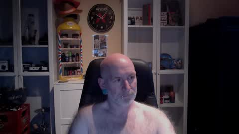 dadyscam online show from June 1, 12:49 pm
