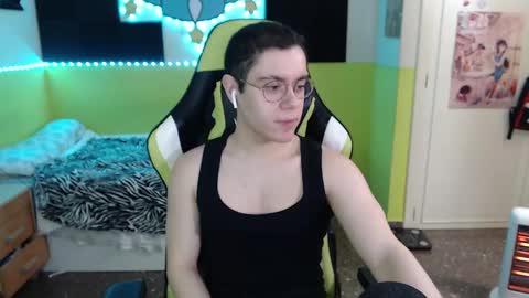 daigoro03 online show from March 4, 1:06 pm