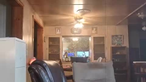 dakit online show from December 6, 12:29 am