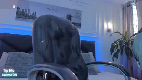 DAMIAN online show from March 16, 12:42 pm