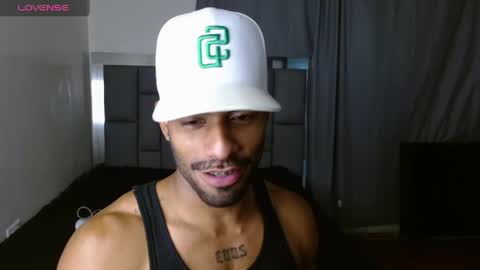 damiano_walker online show from April 18, 11:59 pm