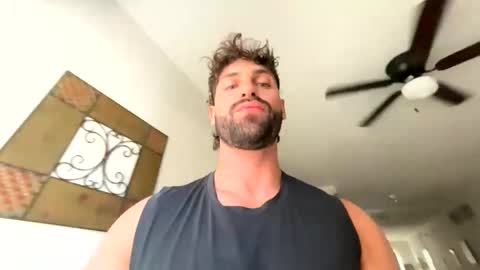 Clyde online show from February 17, 6:26 pm