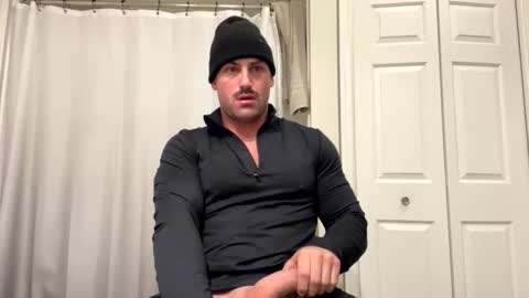 Clyde online show from February 1, 3:33 pm