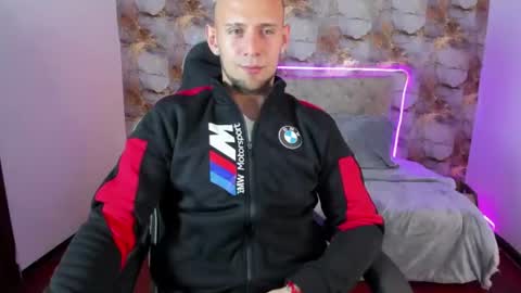 Damon bakert online show from June 18, 3:28 pm