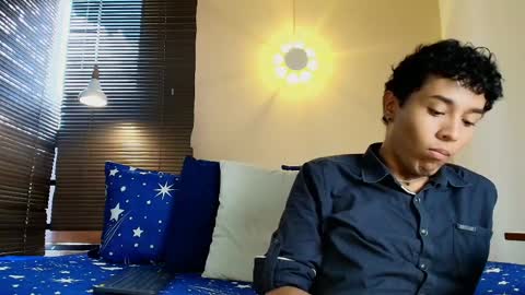 Damon  Salvatore online show from April 1, 7:33 pm