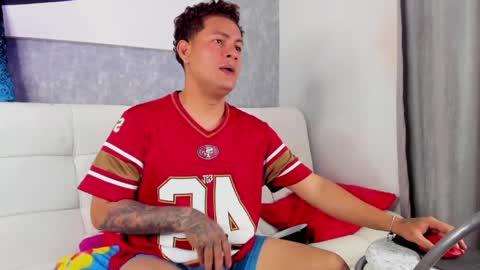 DAMON  online show from April 5, 8:22 am