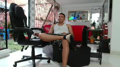 damyan_2003 online show from October 28, 9:50 pm