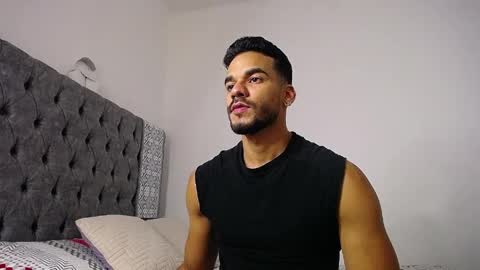 Daniel Sherlock online show from April 4, 10:07 pm