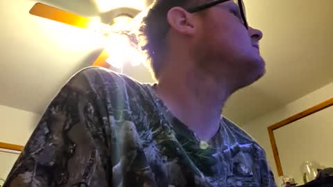 Daniel    y. online show from April 2, 1:47 am