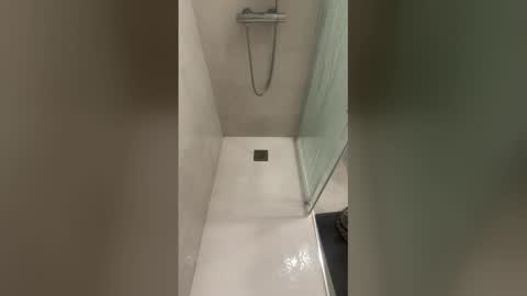 danikamc online show from March 29, 9:09 am