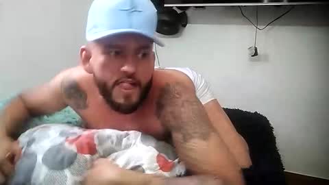 daniloh_xxx online show from January 16, 4:32 pm