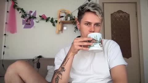 danny online show from September 15, 7:43 am