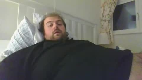 Snapshot of dannyb0y95 chatting on September 22, 8:52 pm Danny online show from September 22, 8:52 pm