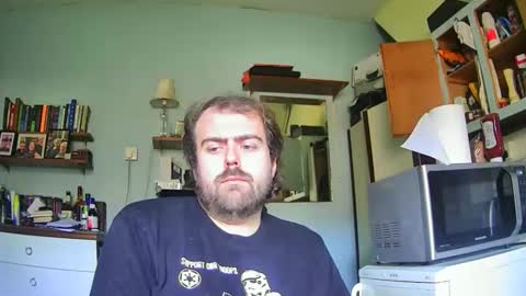 Snapshot of dannyb0y95 chatting on November 1, 11:14 am Danny online show from November 1, 11:14 am