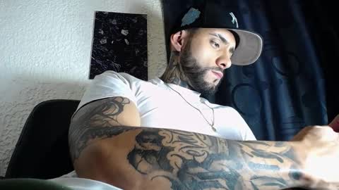 dante_d_angelo_ online show from October 29, 7:22 am