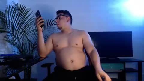 A L E J A N D R O  online show from July 1, 11:26 pm