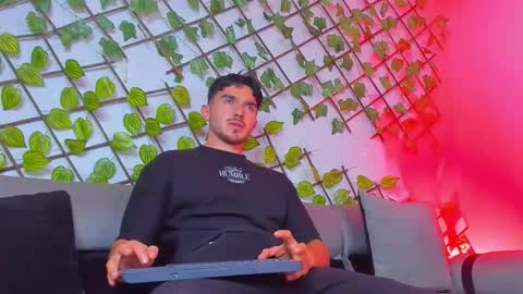 Dante online show from February 14, 3:12 am