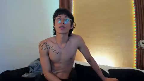 dantelord_ online show from March 6, 11:20 pm