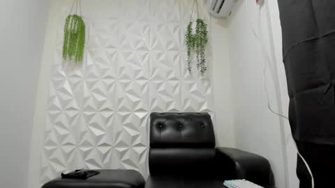 dantex_ online show from December 5, 3:35 am