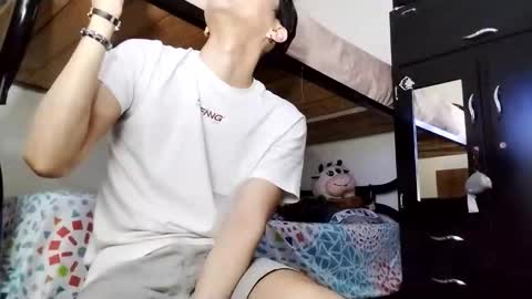 Daniel online show from April 19, 9:17 pm