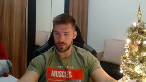 darius_94 online show from January 7, 6:18 am