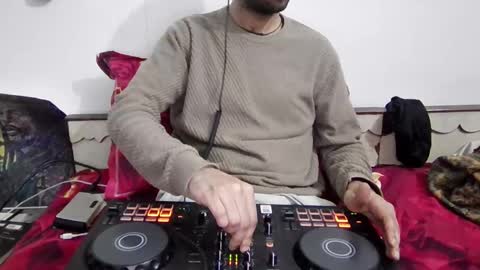 just a guy online show from November 7, 7:17 pm