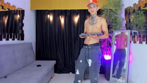 darwin_ggh online show from December 15, 8:44 am