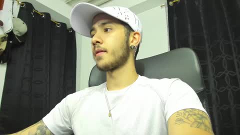 dash lowell   online show from March 12, 11:54 pm