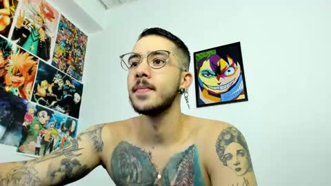 dash lowell   online show from January 24, 10:19 pm