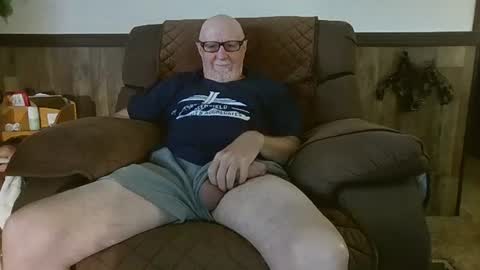 dave571960 online show from July 11, 10:28 am