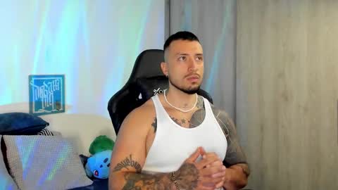 DAVE MAX online show from February 24, 2:29 pm