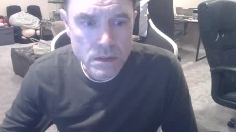 daved14u online show from April 23, 5:12 am