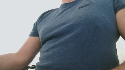 davesu12345 online show from April 20, 11:13 am