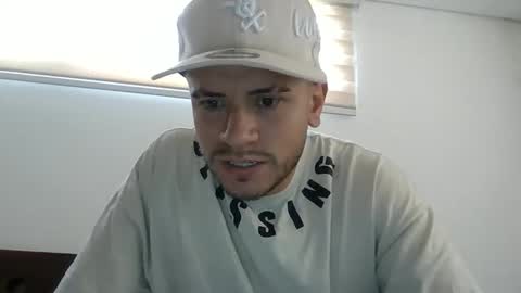 david1269287588 online show from March 22, 7:53 pm