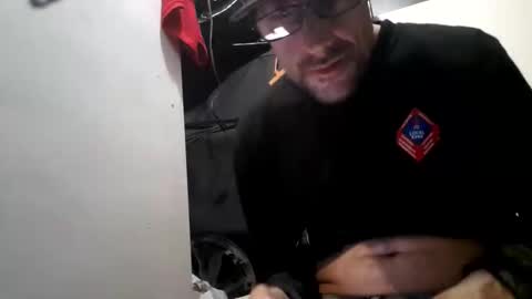 david1982yesyes online show from April 14, 12:11 am